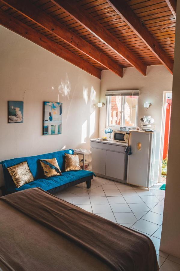 Courtesy Apartments Aruba Oranjestad Kültér fotó