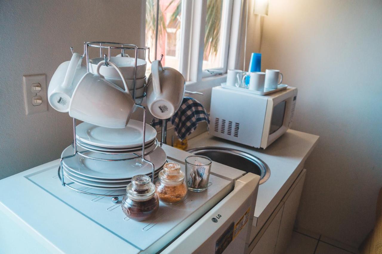 Courtesy Apartments Aruba Oranjestad Kültér fotó
