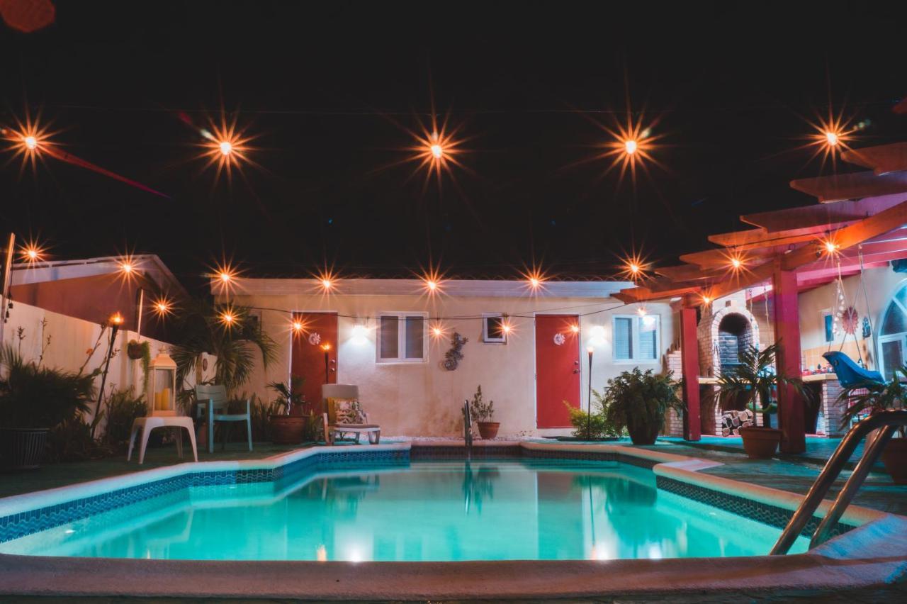 Courtesy Apartments Aruba Oranjestad Kültér fotó