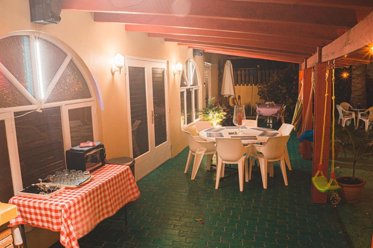 Courtesy Apartments Aruba Oranjestad Kültér fotó